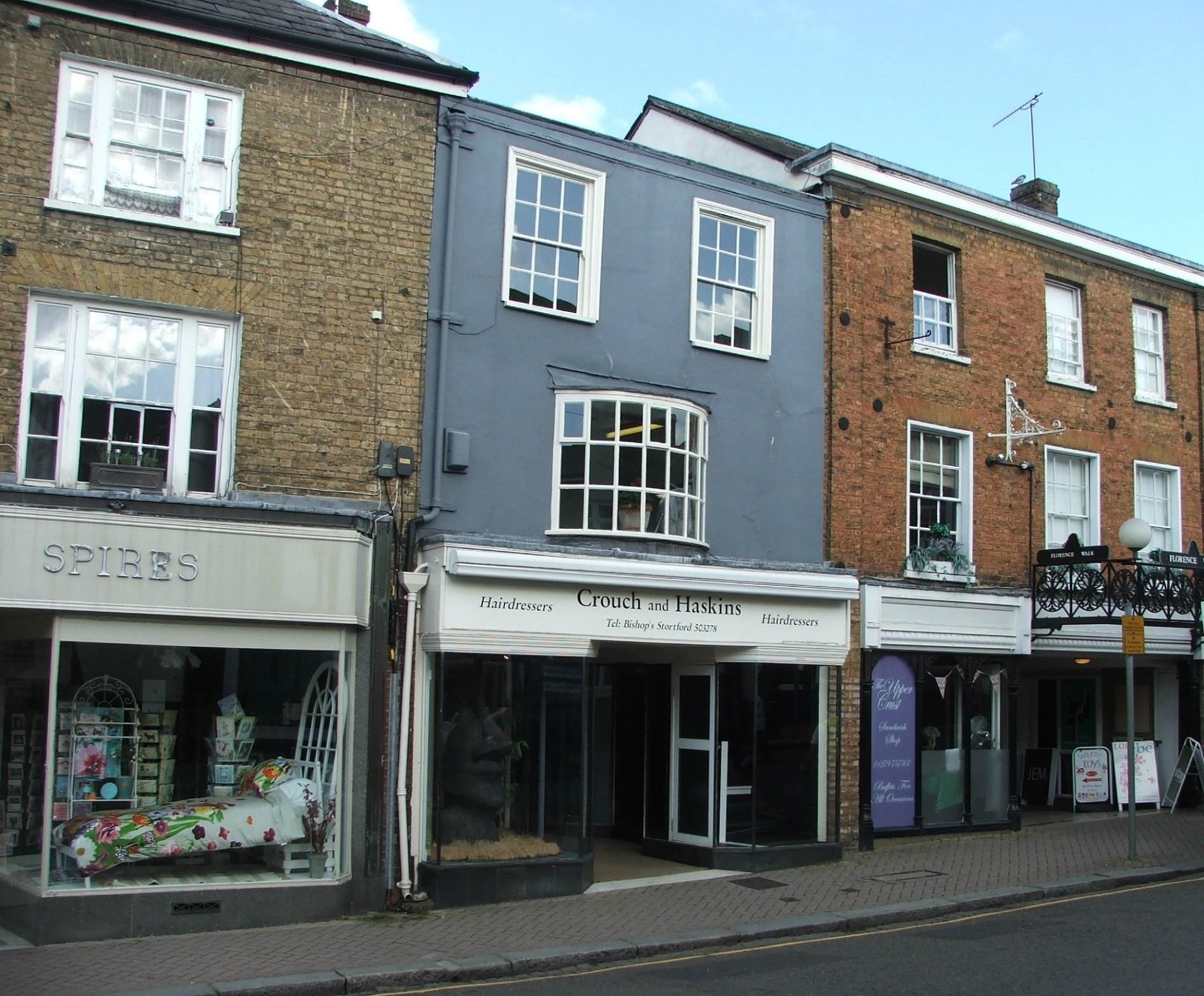 2 Retail properties for sale in Stortford, UK Page 1